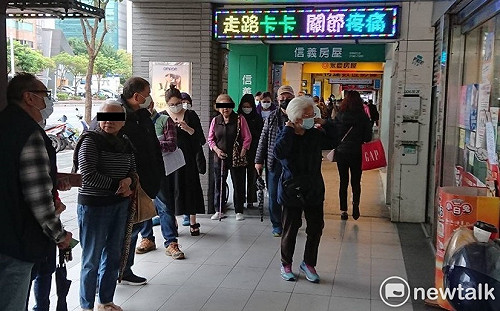 武漢肺炎》 中媒:美國欠中國一個道歉，世界欠中國一聲感謝