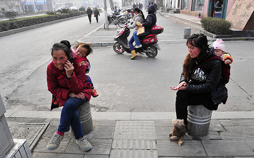 中國263萬農民工「點對點」返城  當局預估4月可完成