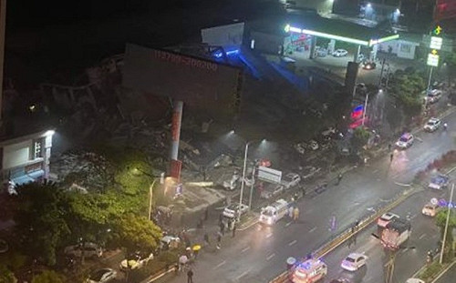 福建泉州一酒店突倒塌70人被埋 疑似為新冠肺炎隔離點