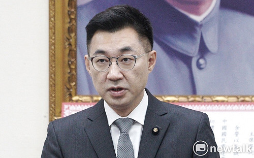 不過換個人罷了！黃光芹預言江啟臣會被牙尖嘴利的幫眾啃掉