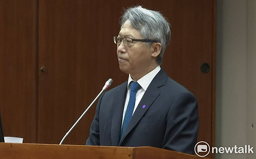 是否接種AZ疫苗？中研院院長：我很願意施打