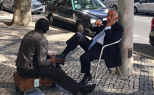 學生染肺炎只接見該校非該人   葡萄牙總統自我隔離  以身作則