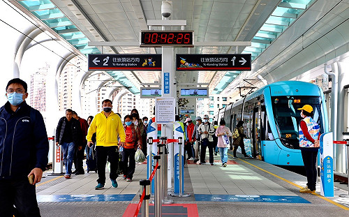 防疫大作戰，淡海輕軌即日起增設熱顯像儀量測體溫