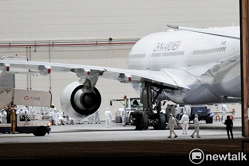 武漢包機》18人拒檢疫遭撻伐 知情家屬直言「根本無法上機」