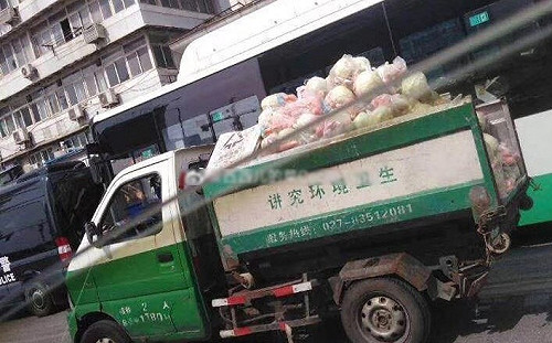 余杰觀點》肺炎中國：畜生蓄之與骨灰拌飯