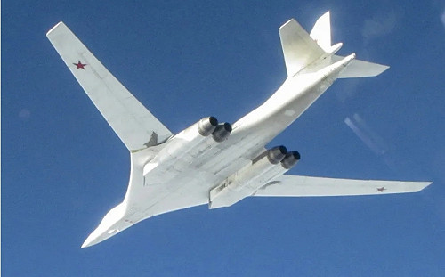 侵略領空? 英國戰機一周三次攔截俄「海盜旗」轟炸機