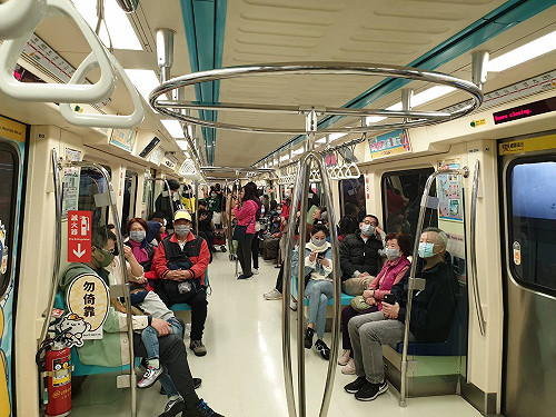 台大醫 :「我們守住了」施景中 : 疫情反彈機會不高