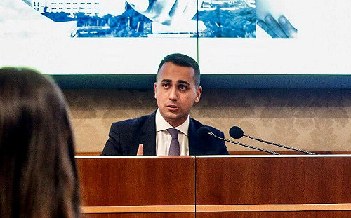 人民「放中國國歌表感謝」? 義大利媒體質疑中義邦誼是「假新聞」