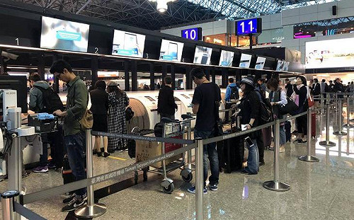 嗆「什麼政府」！趙少康幫7.1萬留學生發聲 反遭鄉民噓爆