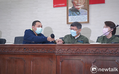 民眾黨喊換陳時中？黨主席柯文哲竟不同調：擁護中央政府