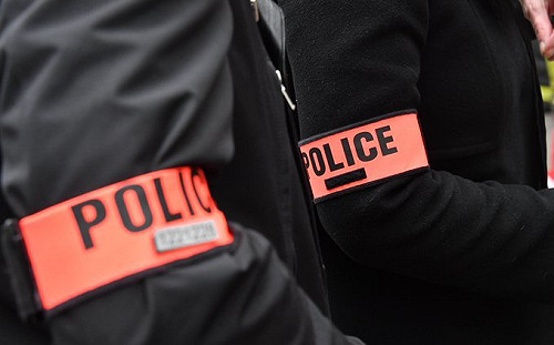 巴黎斷中國僑民災難財路  沒收3.2萬黑市口罩網讚幹得好