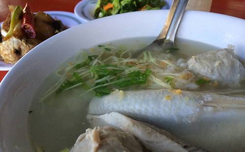 評價辣個超越米其林的台南美食  王定宇:我帶團 小川普負責給分