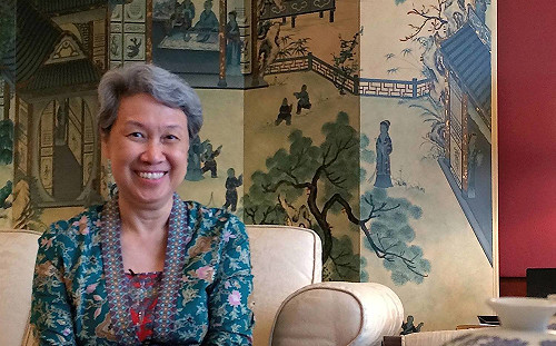 何晶其實沒刪「Errrr…」文！  轉發近百篇文章狂洗版