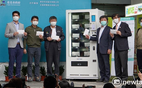 北市口罩販賣機獲德媒報導   網酸:超商明天就預購  這機器到底要幹嘛