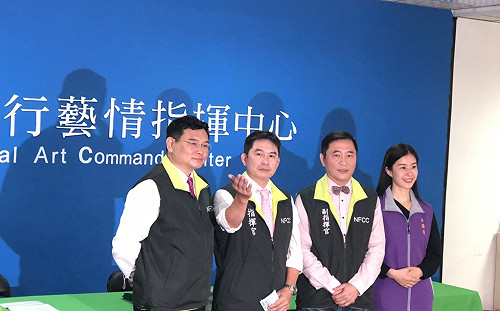 網軍猛攻！「陳鬧鐘」下台一鞠躬   製作人：真的太苦了