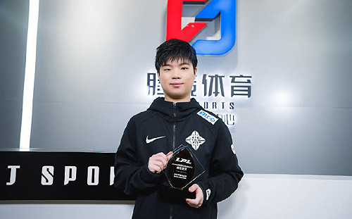 《英雄聯盟》ShiauC獲最佳新秀、第一陣輔助　ES季後賽首輪淘汰