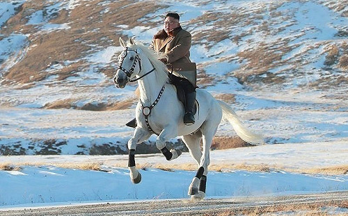 膽識大過習近平!  北韓遭洪水強襲  金正恩赴災區救援災民