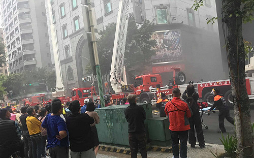 倖存者驚恐憶逃命現場..... 怒斥錢櫃：罔顧人命到極點！