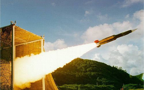 雲峰飛彈試射 射程1500公里 專家：可直攻中國軍事基地