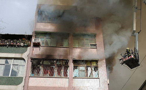 高雄名醫家大火5死 非「行動電源充電起火」 真正原因出爐.....