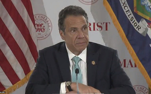 防疫搞獨立?  川普政府無作為 紐約州長率先要英旅客提供陰性證明