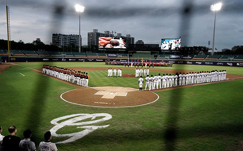 武漢肺炎》台灣幸福指數爆表！台大教授舉一國慘況對比