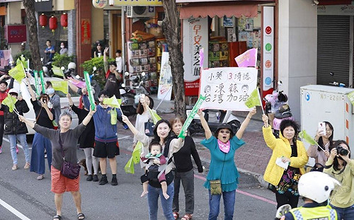 美民調：1/3台灣人不自認中國人 日本對中國戒心最強