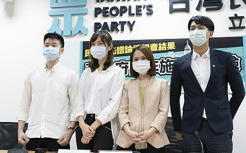 蔡壁如罵「發言人都死了」後 民眾黨3發言人現身公布蔡政府民調