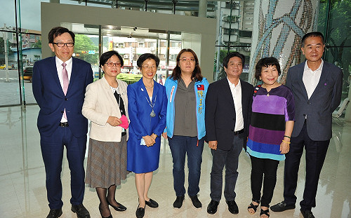 內政委員考察海基會  與台商面對面對談