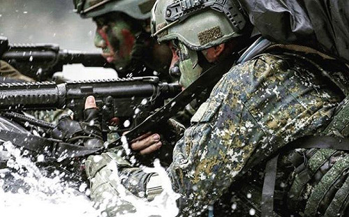 退伍會留當兵穿的衣服？過來人指1必要：迷彩內衣算其次