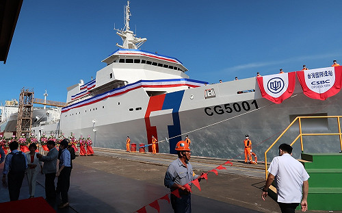 海巡首艘4千噸巡防艦下水 擁有一間野戰醫院能量