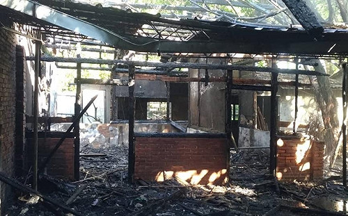 百年建築燒毀 帳算在盧秀燕  綠營：從未舉辦古蹟消防演練