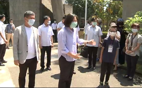 蔡英文參觀國家人權館「我是兒童 我有權利」特展  盼國人都來走走看看