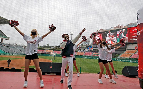 韓職／終於贏了！韓華鷹敲再見安打　終於結束18連敗