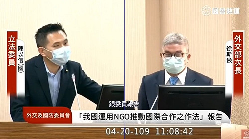 謝志偉模式不再? 陳以信：外交部早該統一外館名片使用格式