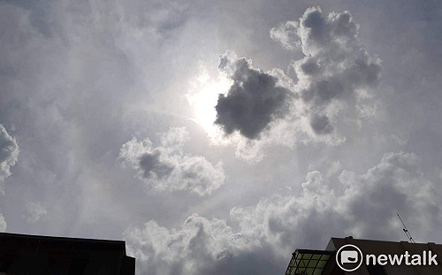 烏雲亂入  嘉義觀測日環食看運氣了！