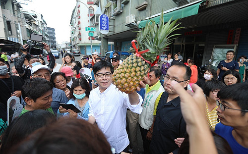 江啟臣籲不讓貪污團隊班師回朝  陳其邁：國民黨不該不實指控與抹黑