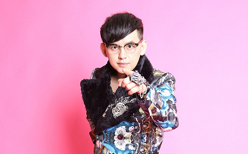 台北電影獎主持人黃子佼連莊  自勉：千萬不要放棄自己熱愛的工作