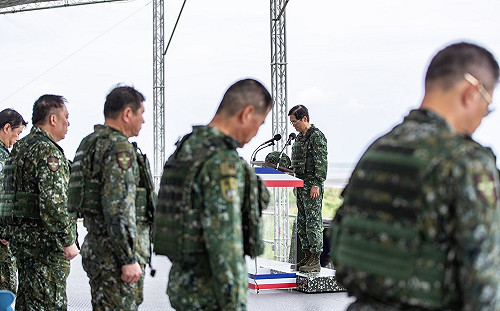 哀悼海陸膠舟翻覆意外  嚴德發視導反登陸作戰任務訓練