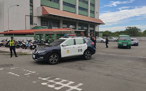桃警護送三倍券滴水不漏 鄭文燦:我領實體券換夜市券