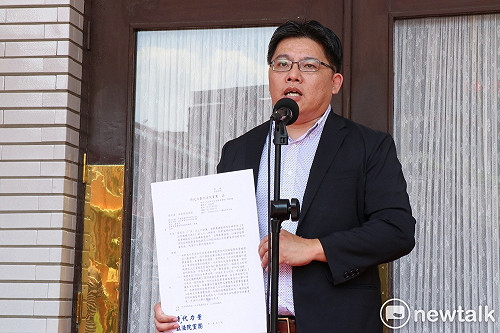 與民眾黨隔空交火！被嗆搏取聲量  邱顯智反擊「配合打假球」