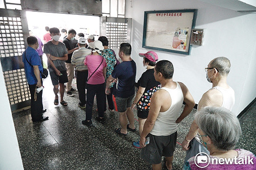 郵局三倍券領購速度加快！今日中午已超過昨日同時段10萬份