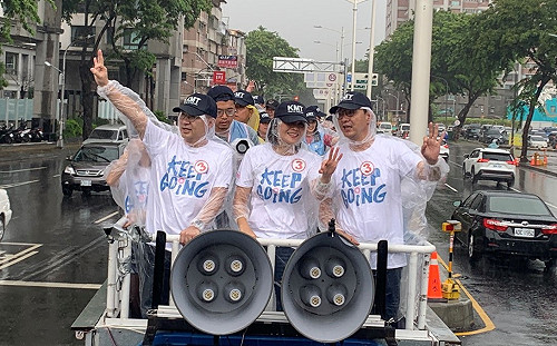 李眉蓁否認團隊喊「選人不選黨」 「只是堵藍」證據影片打臉