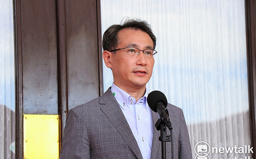 江啟臣嗆代表處改名就有疫苗嗎? 鄭運鵬反問:「九二共識」中國有撤飛彈嗎?