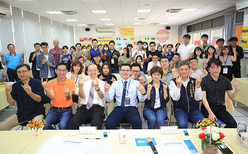 中市青年事務諮詢委員百人與會  關注長照公托青創議題