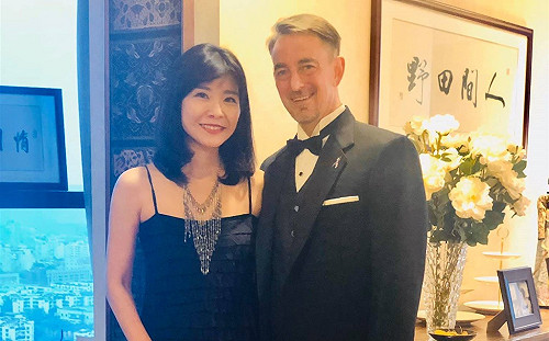 遭中國要求撤館 美國駐成都總領事是台灣女婿