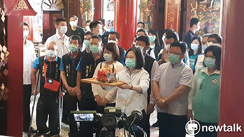 蔡英文嘉市天后宮參拜  地方人士推媽祖文化祭