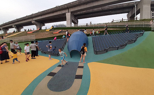 新北熊猴森樂園人氣高  夜間加碼延長1小時關燈