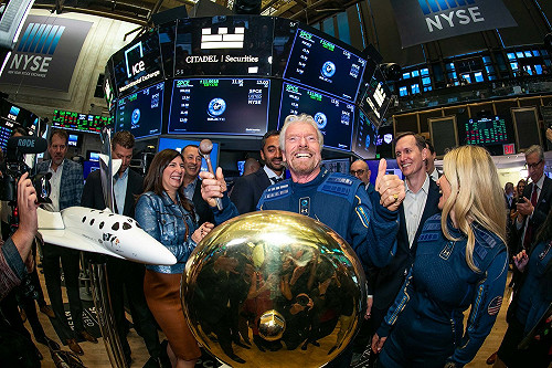 帶我上太空！維珍銀河今秋展開「星際旅遊」試飛計劃