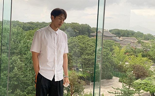 2AM瑟雍開車撞死人 警方初步調查出爐：行人須負部分責任